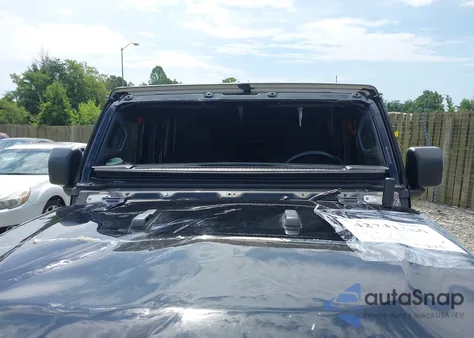 2021 Jeep Wrangler Unlimited Sport S 4X4 z USA, uszkodzony, nr VIN 1C4HJXDG4MW581781